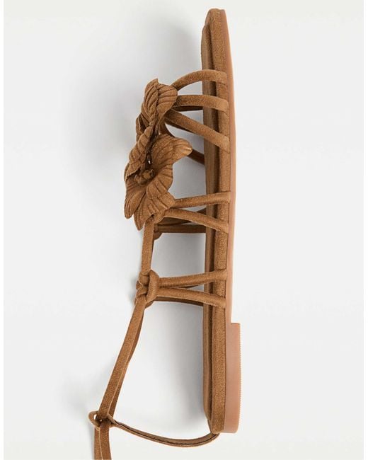 Stradivarius Natural – flache sandalen