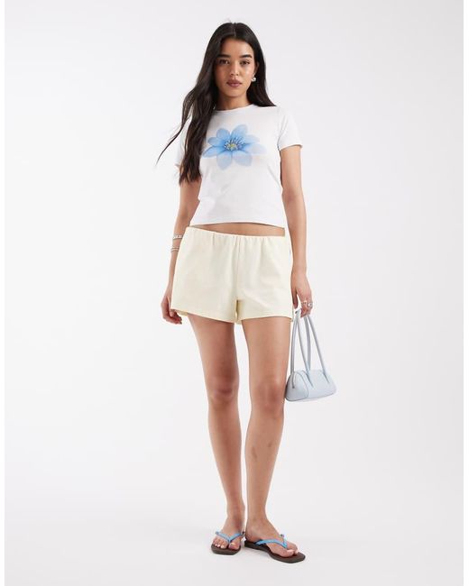 JJXX White Fitted Tee With Blue Flower Print