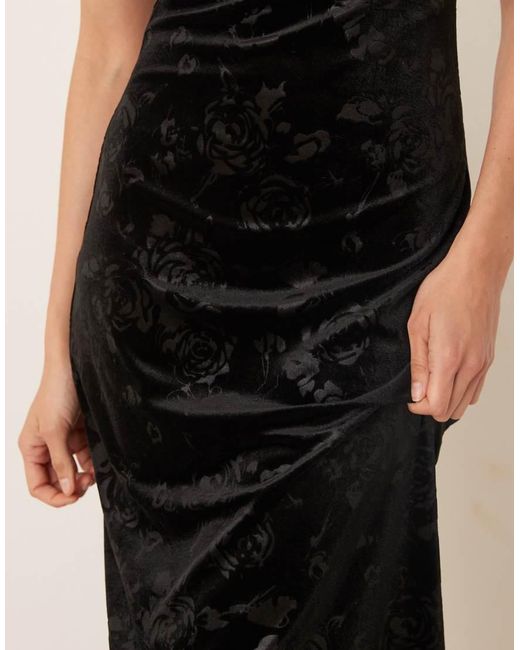 Gina Tricot Natural Rose Jacquard Velvet Maxi Dress