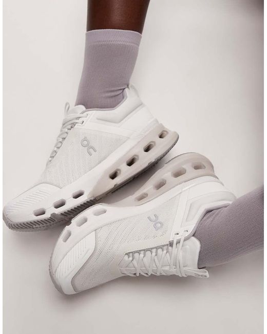 On Shoes Natural Cloudnova X Training Trainers