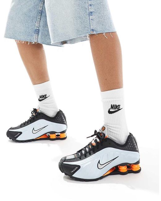 Nike White Shox R4 Trainers