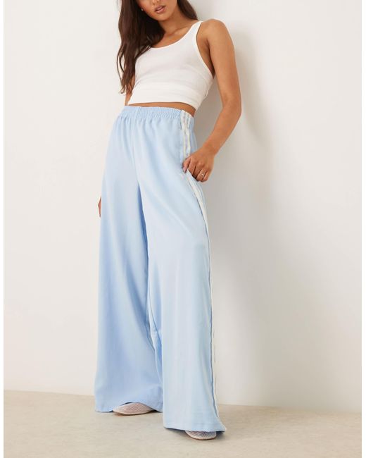 Adidas Originals Blue – jogginghose aus em satin mit 3 gerüschten streifen