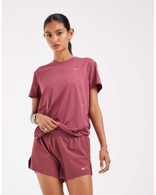 Nike Red Swift Dri-Fit Mid Rise 2