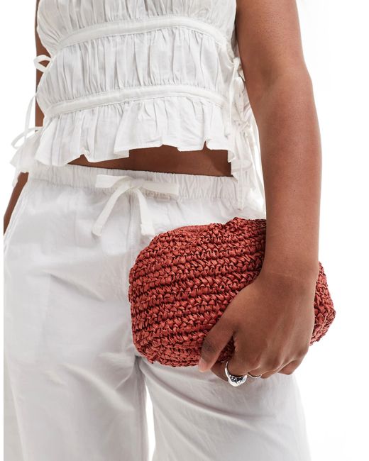 Mango Clutch Van Raffia in het White