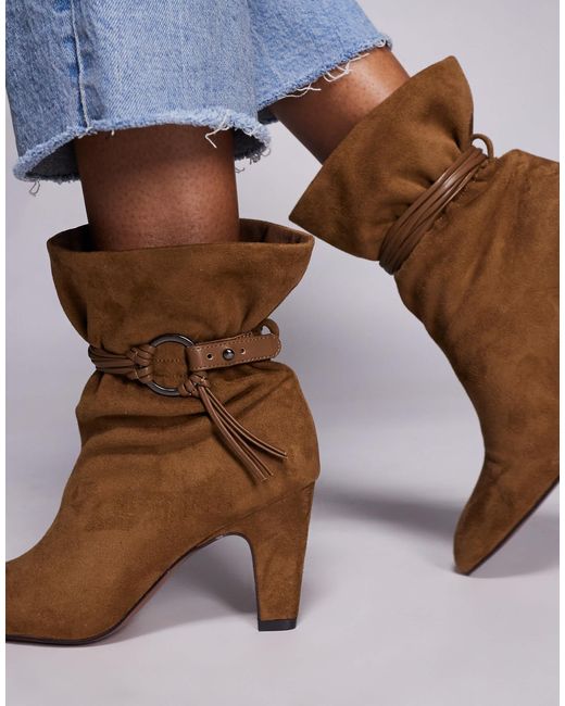 Emil - bottines en suédine à talon et détail froncé - taupe ASOS en coloris Blue