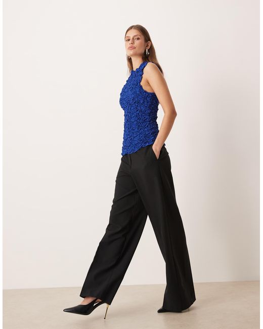 Top sans manches texturé avec détail en relief - vif Y.A.S en coloris Blue