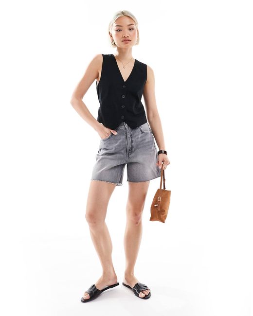 Short mom en jean à taille haute Pull&Bear en coloris Black