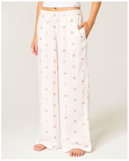 Hollister White Low-Rise Logo Waist Flannel Pants
