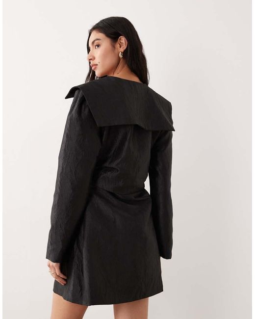 Vestito Midi Arricciato Con Fiocchi A Contrasto di Ghospell in Black