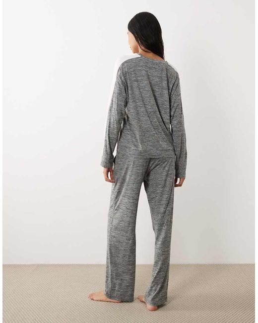 DKNY Gray Long Sleeve Top And Pant Lounge Set