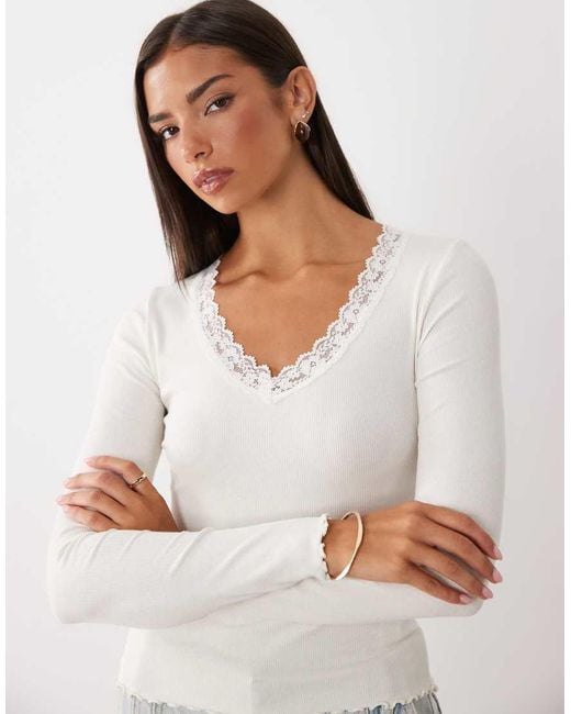 Miss Selfridge White Long Sleeve V-neck Top
