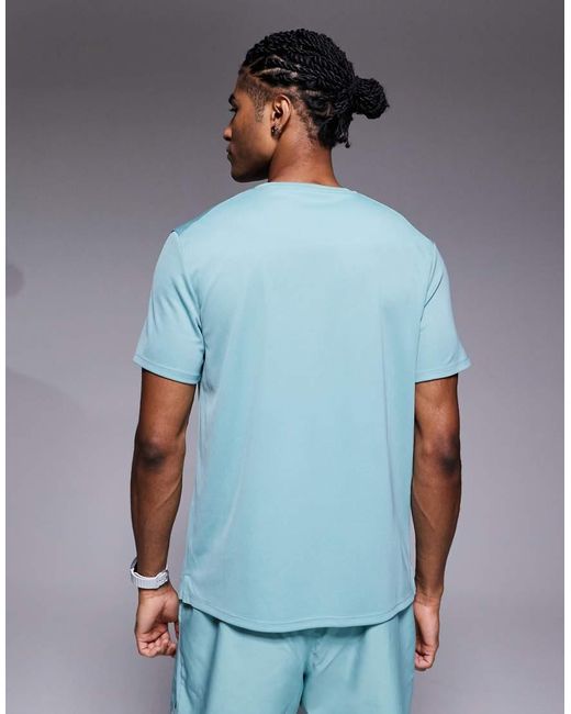 Miler Dri-Fit di Nike in Blue da Uomo