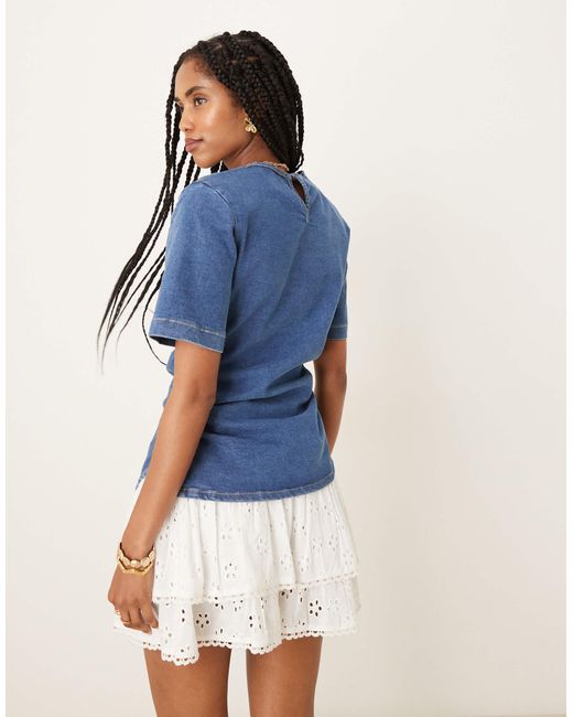 Top en denim à taille cintrée avec manches courtes et épaulettes - moyen ASOS en coloris Blue