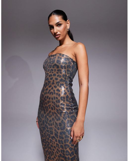 Robe bandeau longue moulante ornée Kaiia en coloris Multicolor