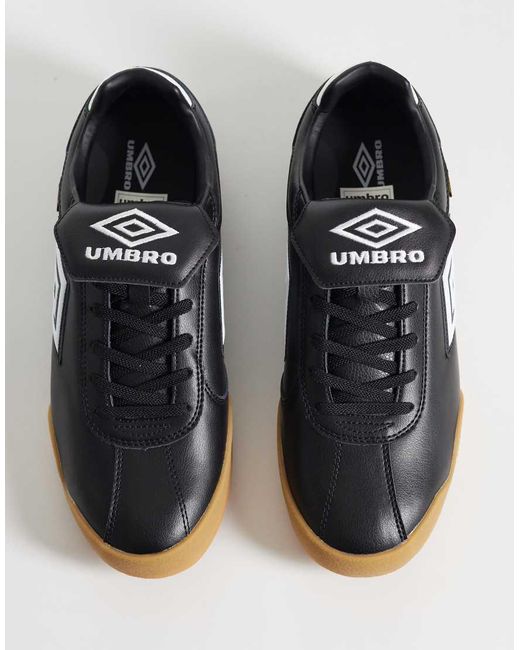 Umbro Blue 5v5 Leather Trainers for men
