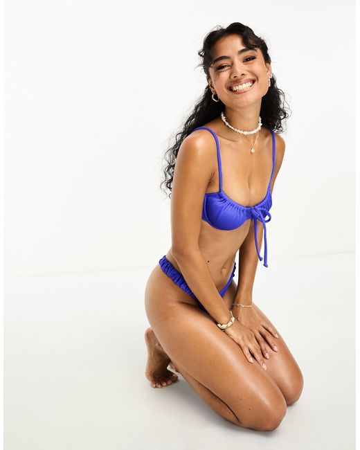 Kulani Kinis X Hannah Meloche & Ava Jules - Geribbelde Gerimpelde Bikinitop Met Beugels in het Blue