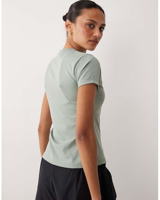 Dare 2b Quick-Dry Refresh in het Green