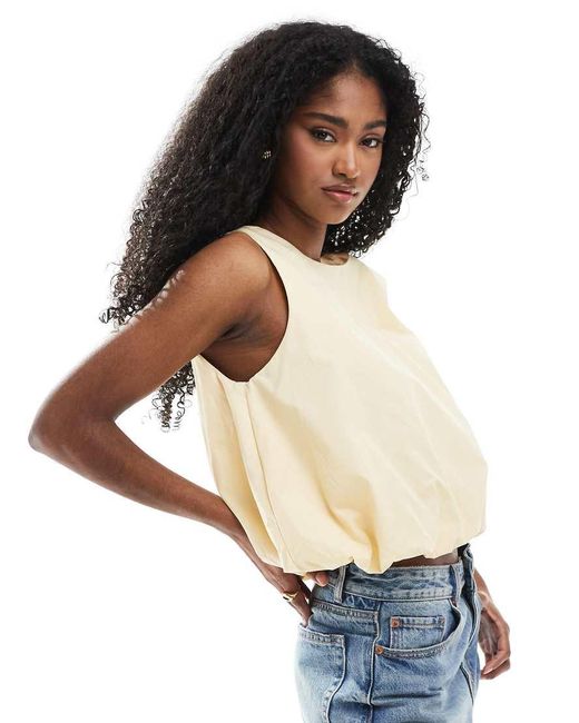 Monki Ronde Top in het White