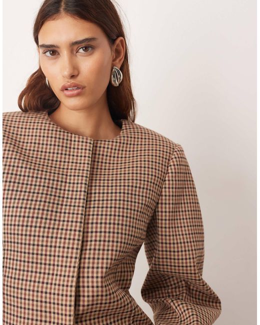 ARRANGE Natural Clean Collarless Sculpted Blazer