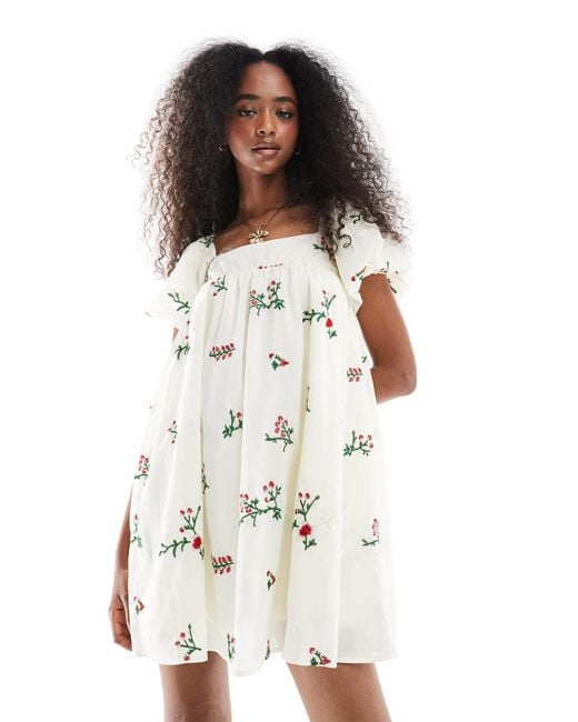Daisy Street White – gesmoktes minikleid