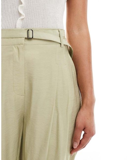 New Look Broek Met Wijde Pijpen En Riem in het Green