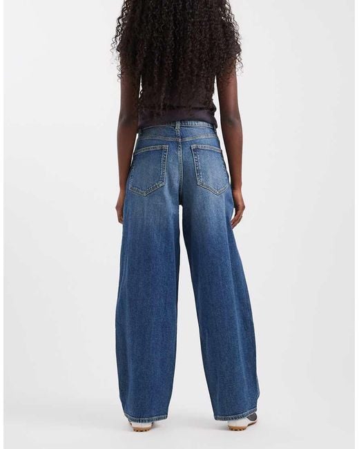 Vero Moda Blue Zelda High Rise Barrel Leg Jeans With Pocket Detail