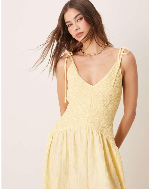 Mono Largo Amarillo Limón Con Cintura Baja Y Cuello De Pico De Tejido Rugoso De Poliéster De -Naranja ASOS de color Natural