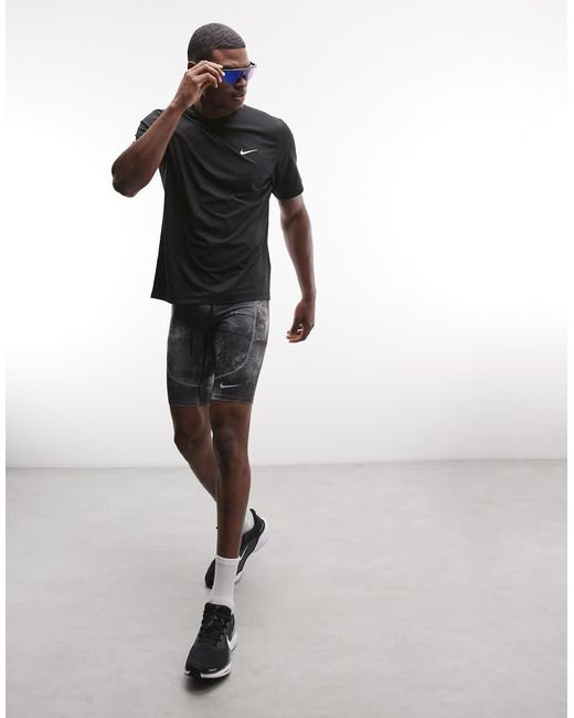 Nike Black Miler Dri-fit Uv-protection T-shirt for men