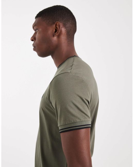 T-shirt avec bord double rayure - kaki Fred Perry pour homme en coloris Gray