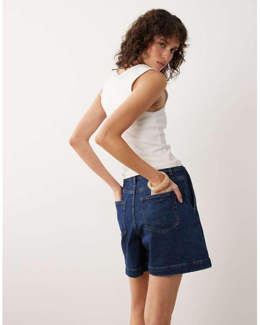 Jdy Levi's in het Blue
