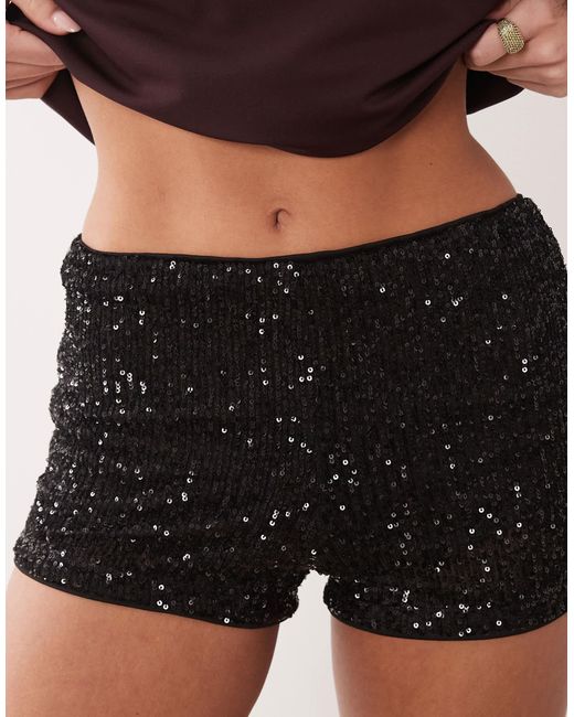 Mini short à sequins ASOS en coloris Black