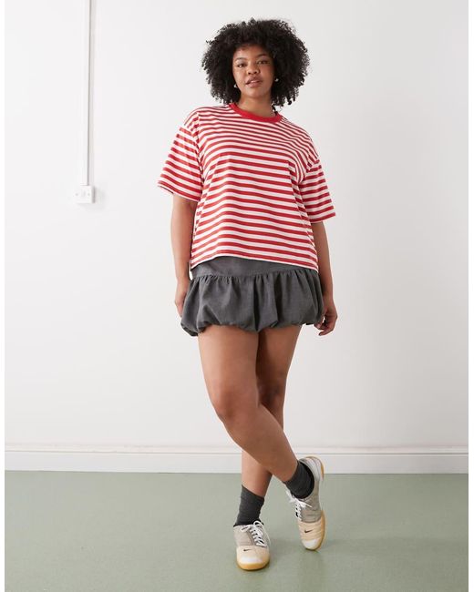 Noisy May Red Boxy Tee