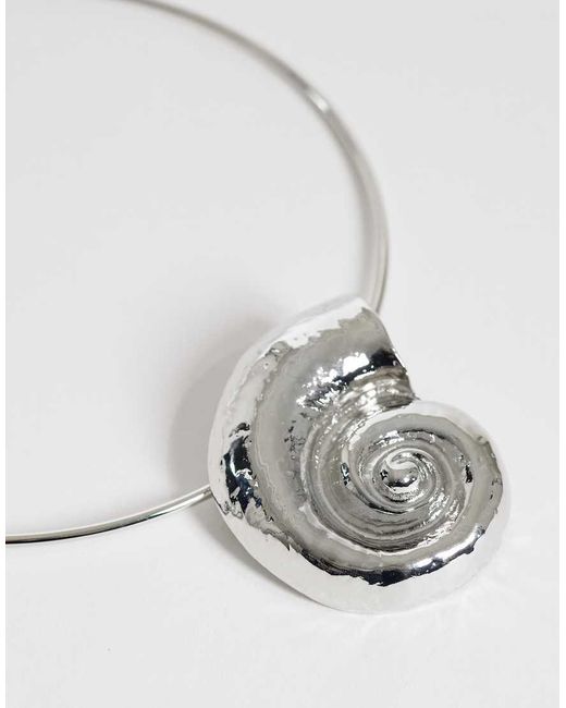 ONLY Gray Seashell Necklace