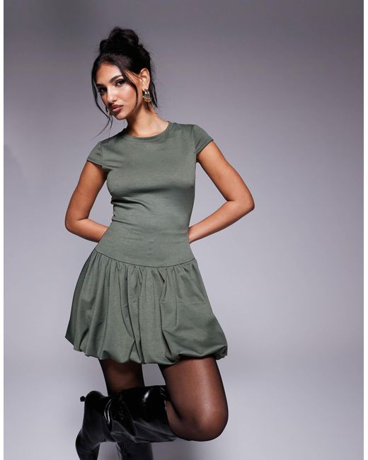 Exclusivité - - robe courte et bouffante à mancherons en maille point Kaiia en coloris Green