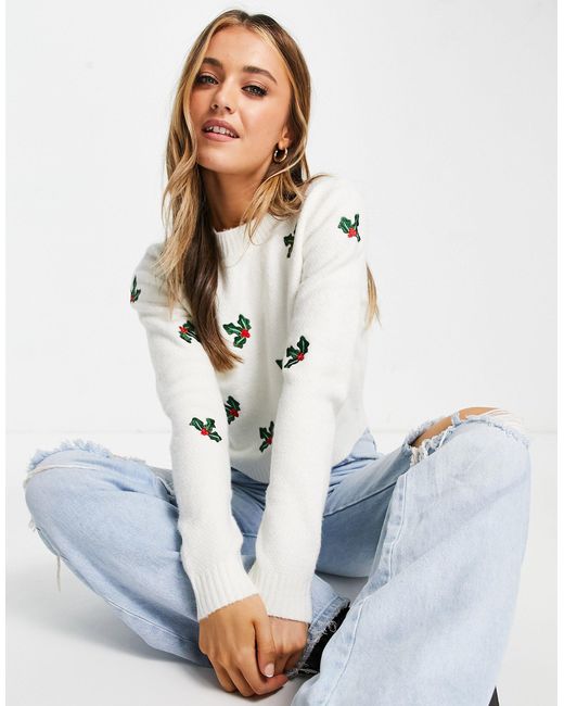 Miss Selfridge Embroidered Holly Christmas Jumper in White | Lyst UK