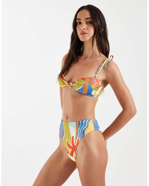 Ava di ASOS in Blue