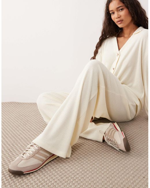 ASOS Natural – weiche hose aus angerautem rippstrick