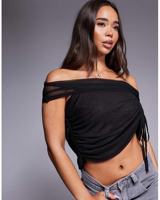 Top Fruncido Con Escote Bardot Y Detalle De Lazada De Malla De ASOS de color Black