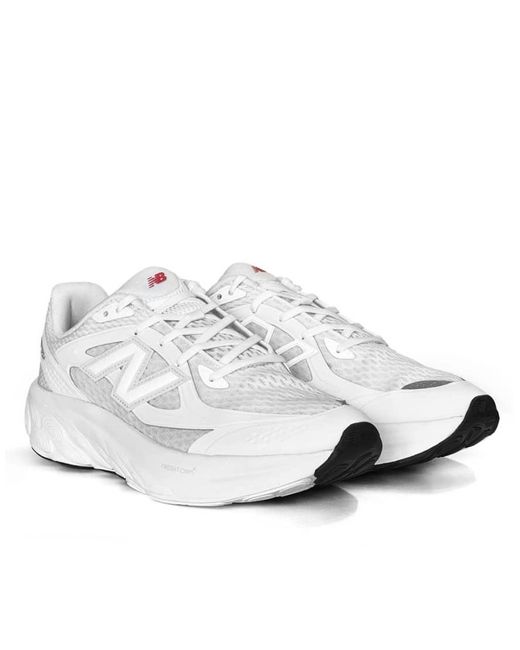 Fresh Foam di New Balance in White da Uomo