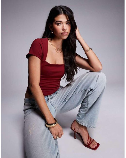 Top A Doppio Strato Bordeaux Con Scollo Squadrato E Maniche Ad Aletta di ASOS in Gray