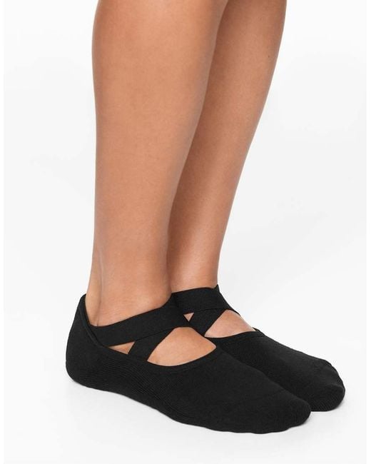 Oysho Black 2 Pairs Of Cotton Blend Yoga And Pilates Socks With Crossover Straps