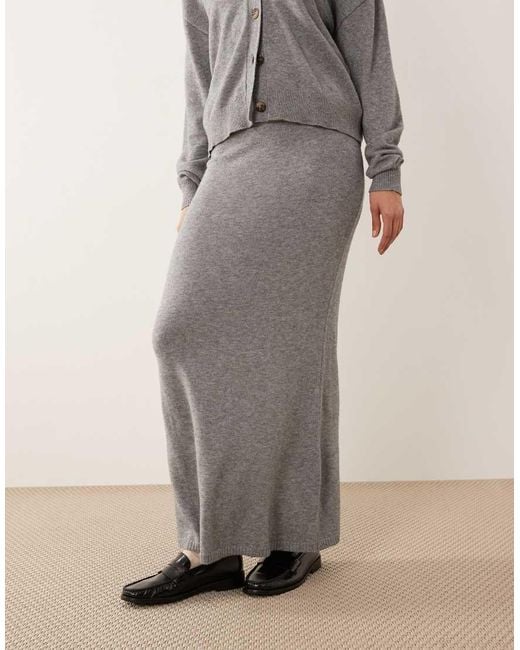 Vila Natural Knitted Midi Skirt Co-Ord