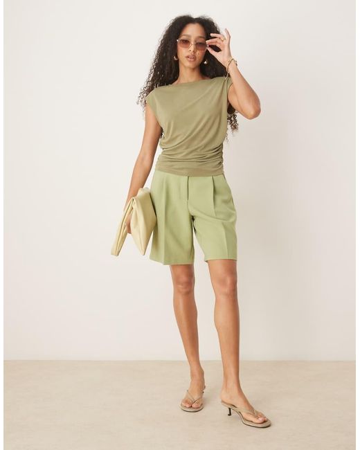 ASOS Top Met Gerimpelde Zijkant En Rechte Hals in het Natural