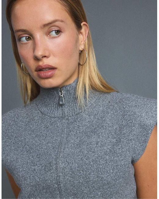 Stradivarius Gray Knit Vest With Padded Shoulders And Zip