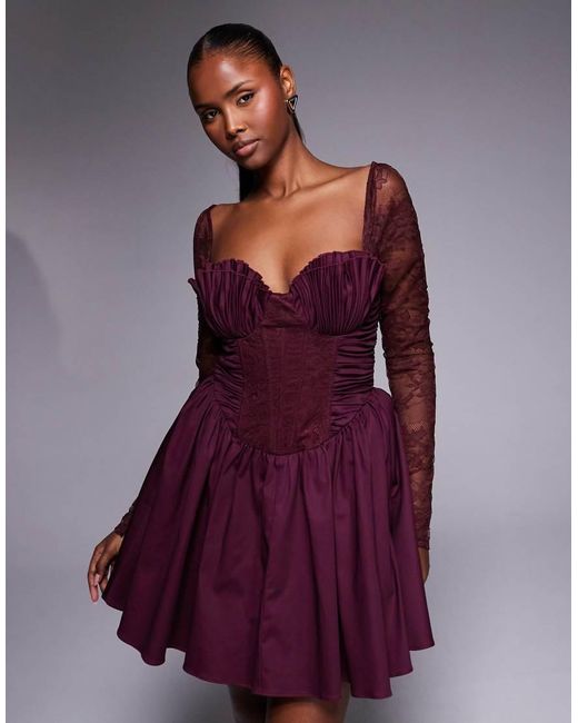 Vestido Corto Color Baya Estructurado Con Volante En El Bajo Y Manga Fruncida De Encaje Transparente De -Rojo ASOS de color Purple