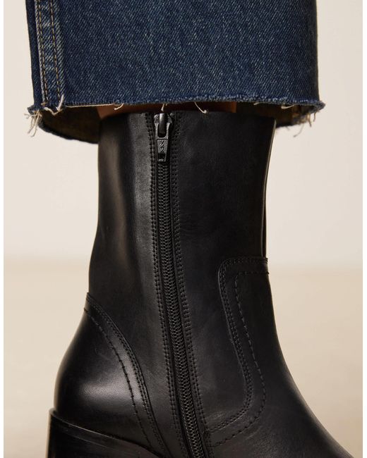 Rory - bottines à talon et bout rond en cuir ASOS en coloris Blue