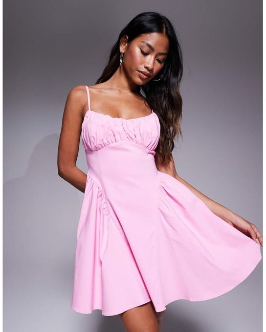 Vestido Corto Rosa Con Parte Superior Fruncida De New Look de color Pink