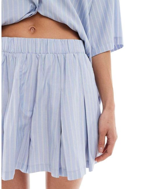 Pantalones Cortos Azules A Rayas Sin Cierres Con Vuelo Y Detalle De Pinzas De (Parte De Un Conjunto) ASOS de color Blue