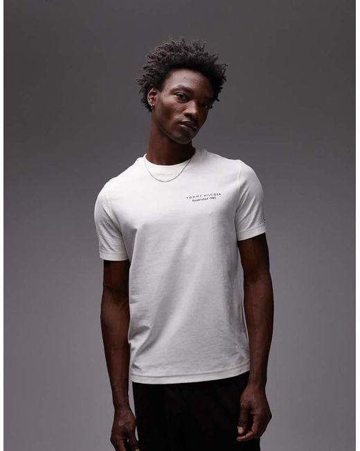 Camiseta Hueso Con Logo Y Gráfico De Tommy Hilfiger de hombre de color Gray