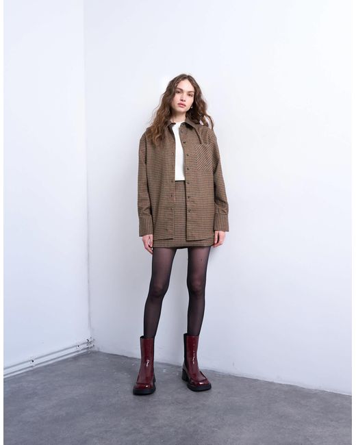 Mini-jupe évasée à carreaux vintage TOPSHOP en coloris White